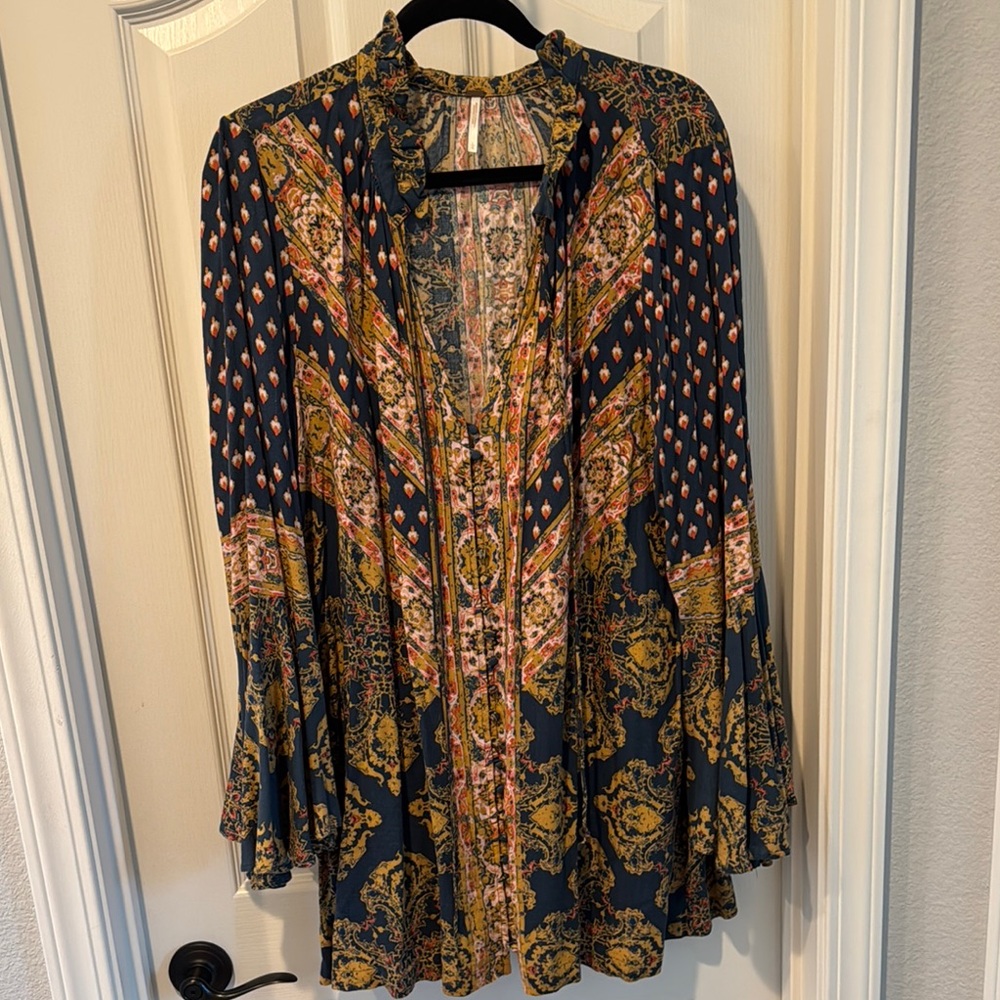Bohemian Floral Patterned Blouse